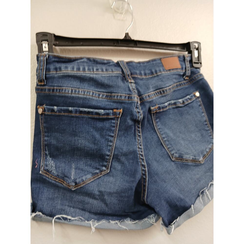 Judy blue distressed hem denim shorts womens small - Picture 2 of 7